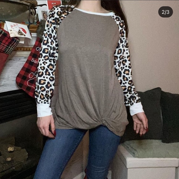 Long sleeve Henley - Picture 3 of 3